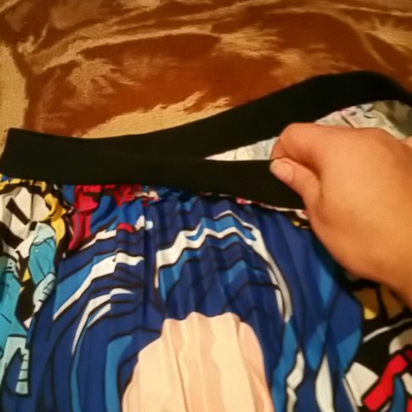 Skirt with a bang! - Picture 3 of 3